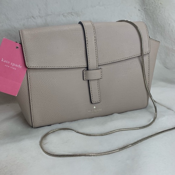 kate spade Handbags - ♠️Kate Spade Emmie Riverside Street Crossbody♠️